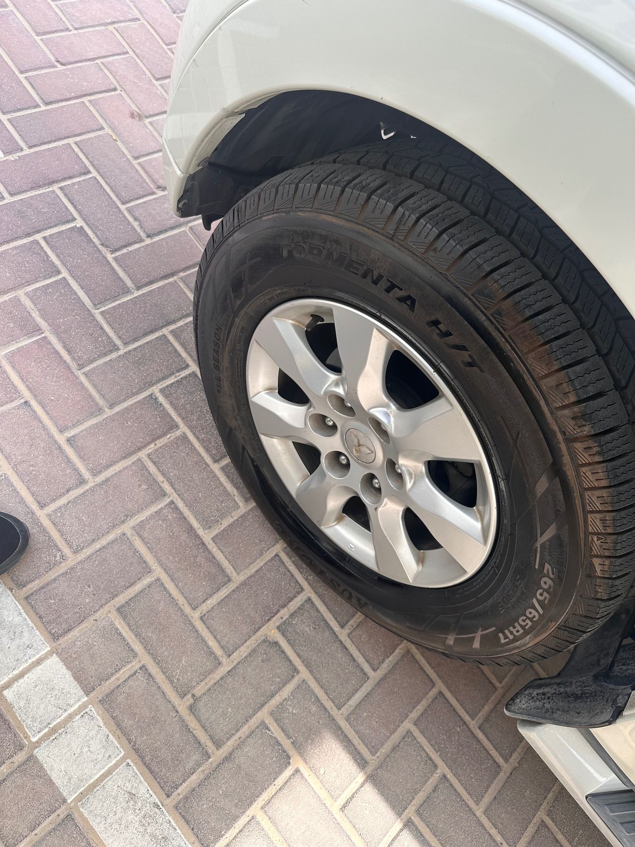 ميتسوبيشي باجيرو Platinum 3.5L