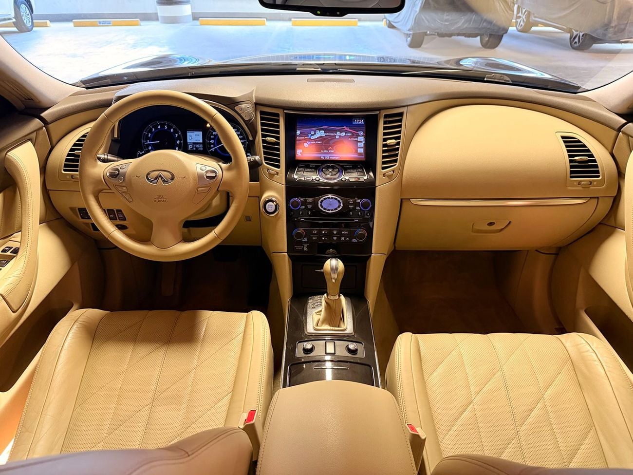 إنفينيتي QX70 EXCELLENCE