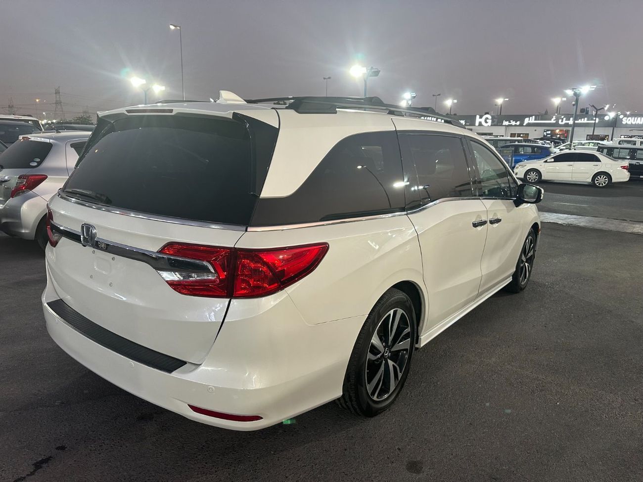 هوندا أوديسي Touring 3.5L