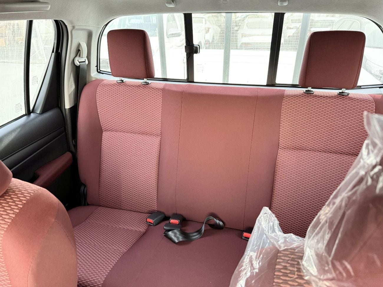 Toyota Hilux DLX 2.4L Diesel Automatic Double Cab 4x4 2026YM