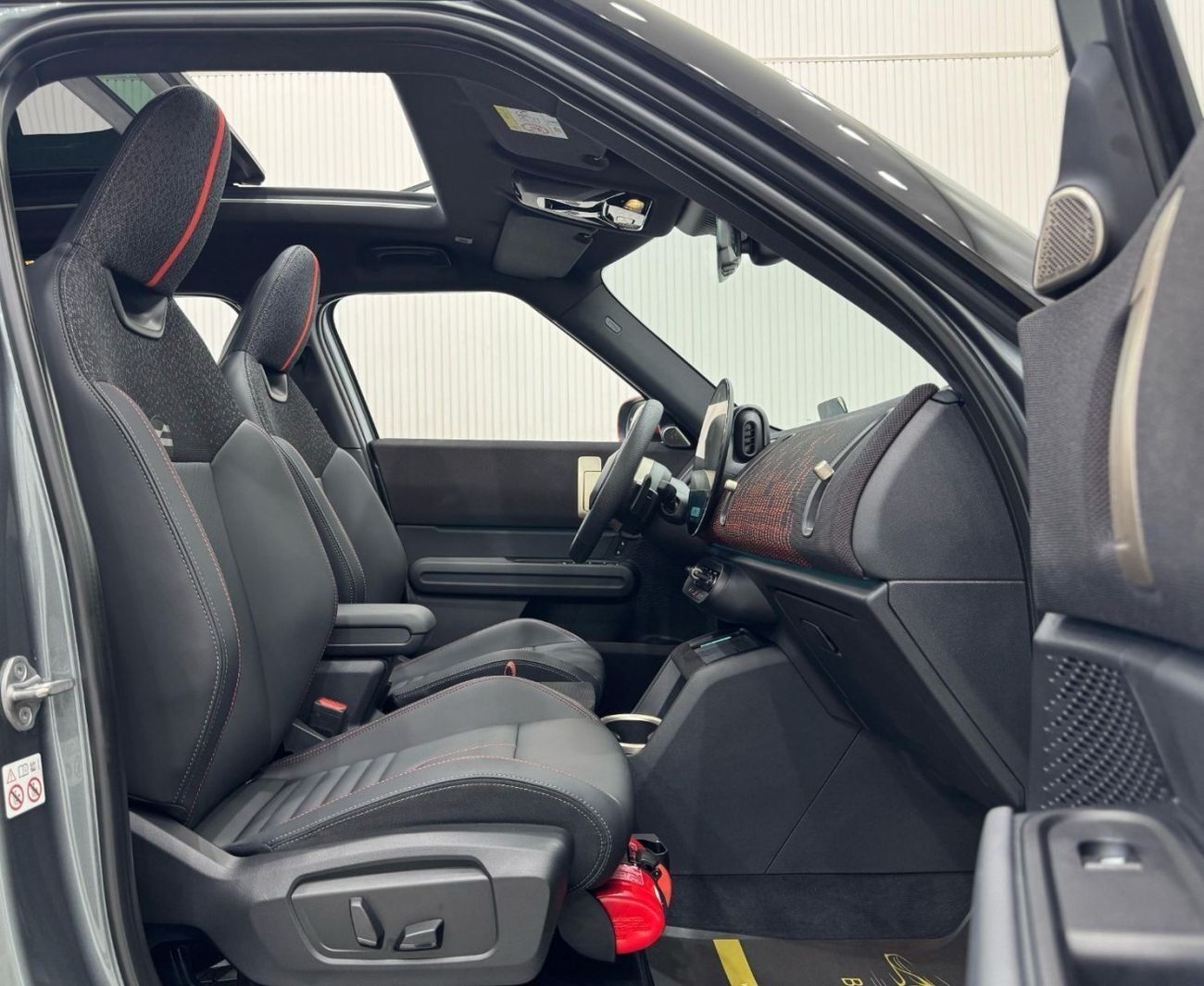 Mini Cooper S Countryman All4 2024 Mini Countryman S JCW All4, 2027 Mini Warranty + Service Pack, Very Low Kms, GCC