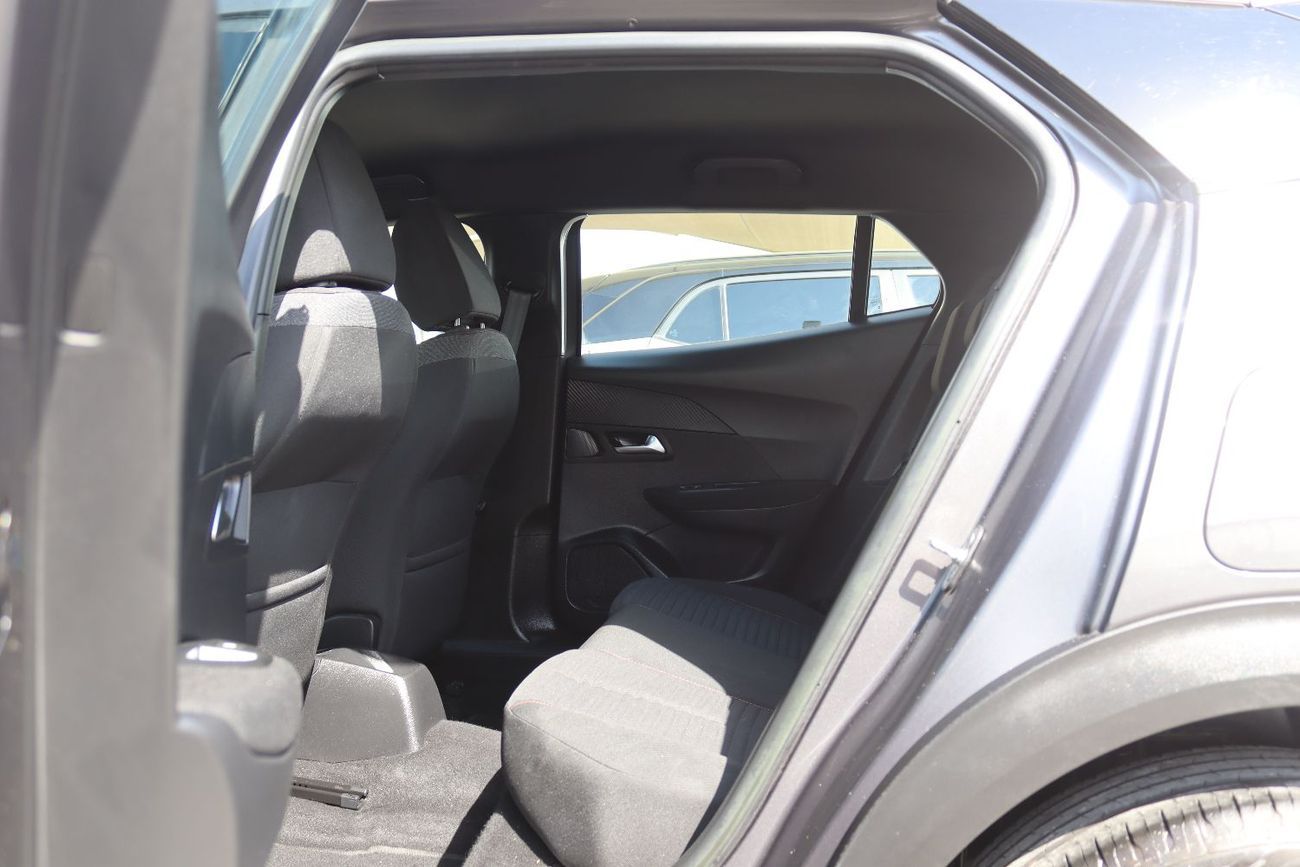 Peugeot 2008 Peugeot 2008 - GCC - 2023 -accident-free - low mileage - 1.2L - in excellent condition