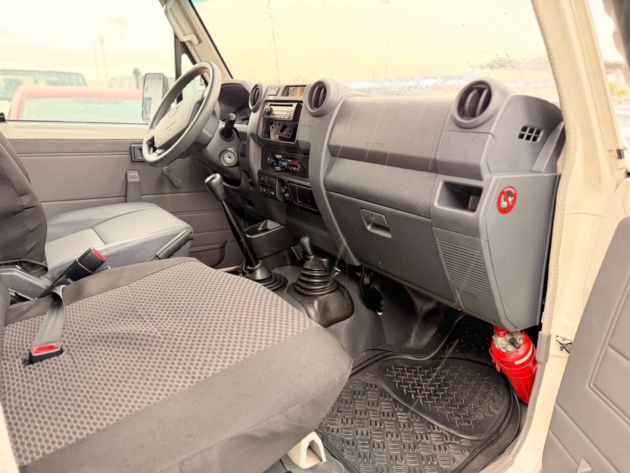 Toyota Land Cruiser 70