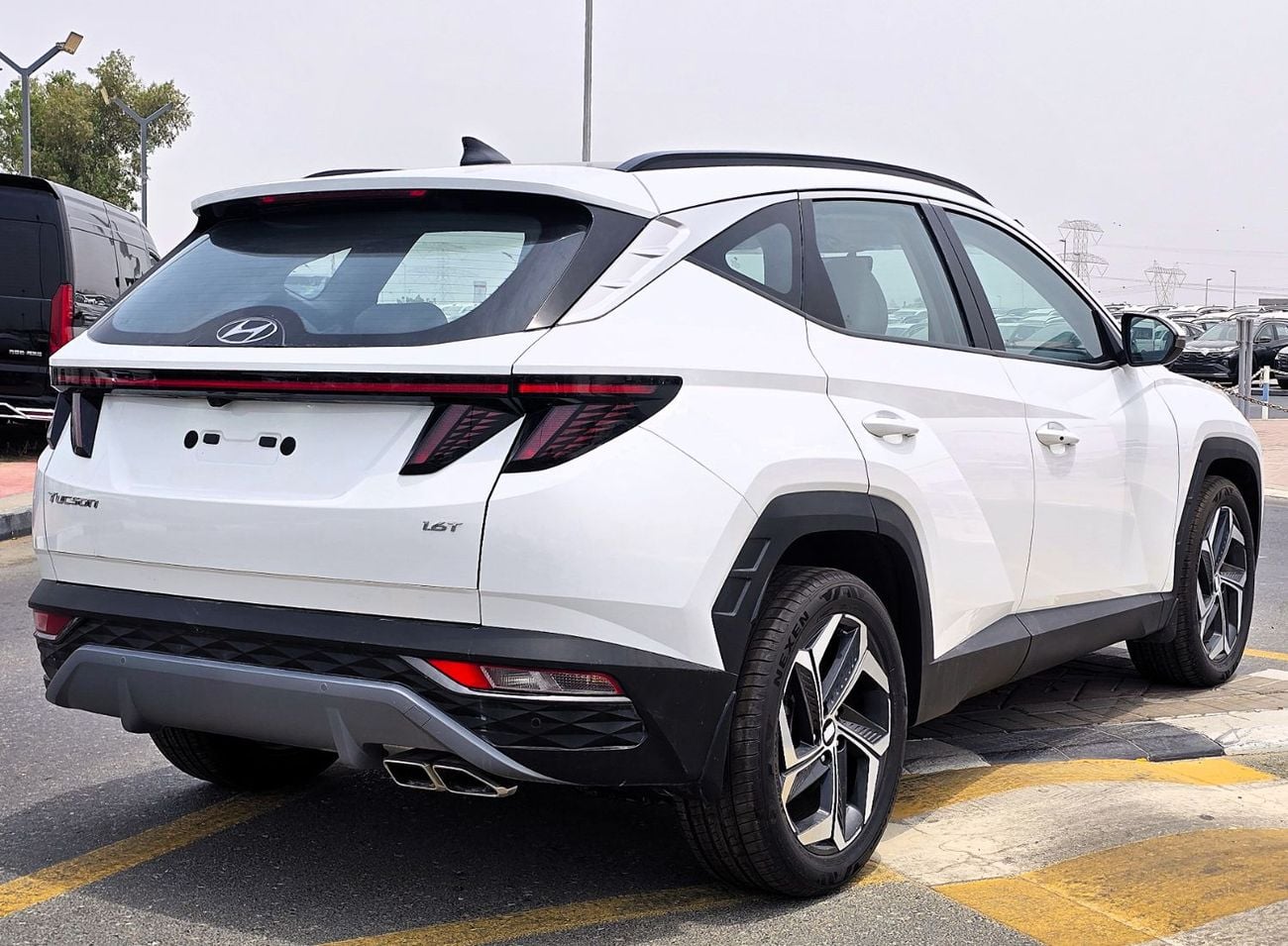 Hyundai Tucson COMFORT PLUS Hyundai Tucson  1.6T A/T FWD SUV White Color 2024 Model
