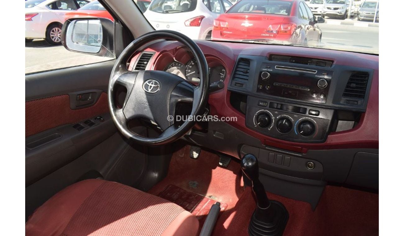 Toyota Hilux 2014 GCC without paint without accidents