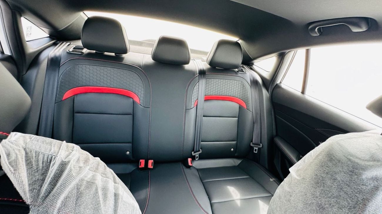 أم جي 5 1.5L Global Luxury Edition