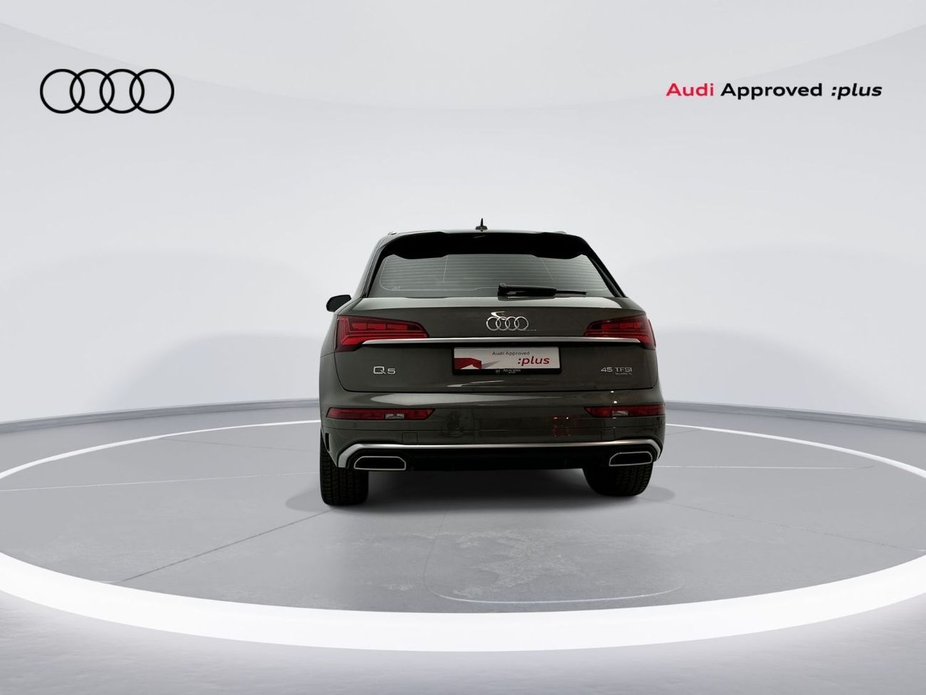 أودي Q5 45 TFSI S-LINE 45 TFSI Quattro Design 2.0L