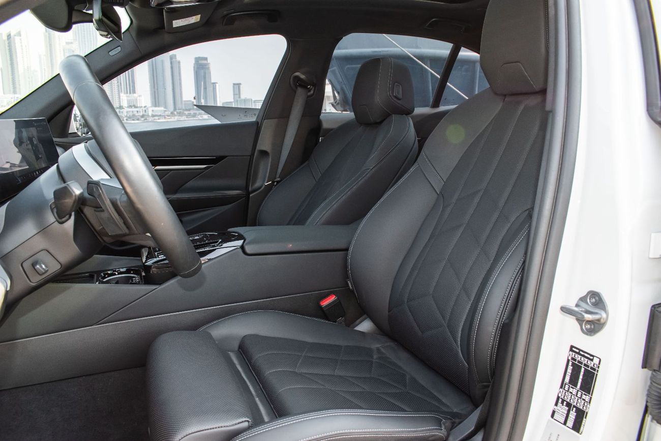 بي أم دبليو 520i M KIT