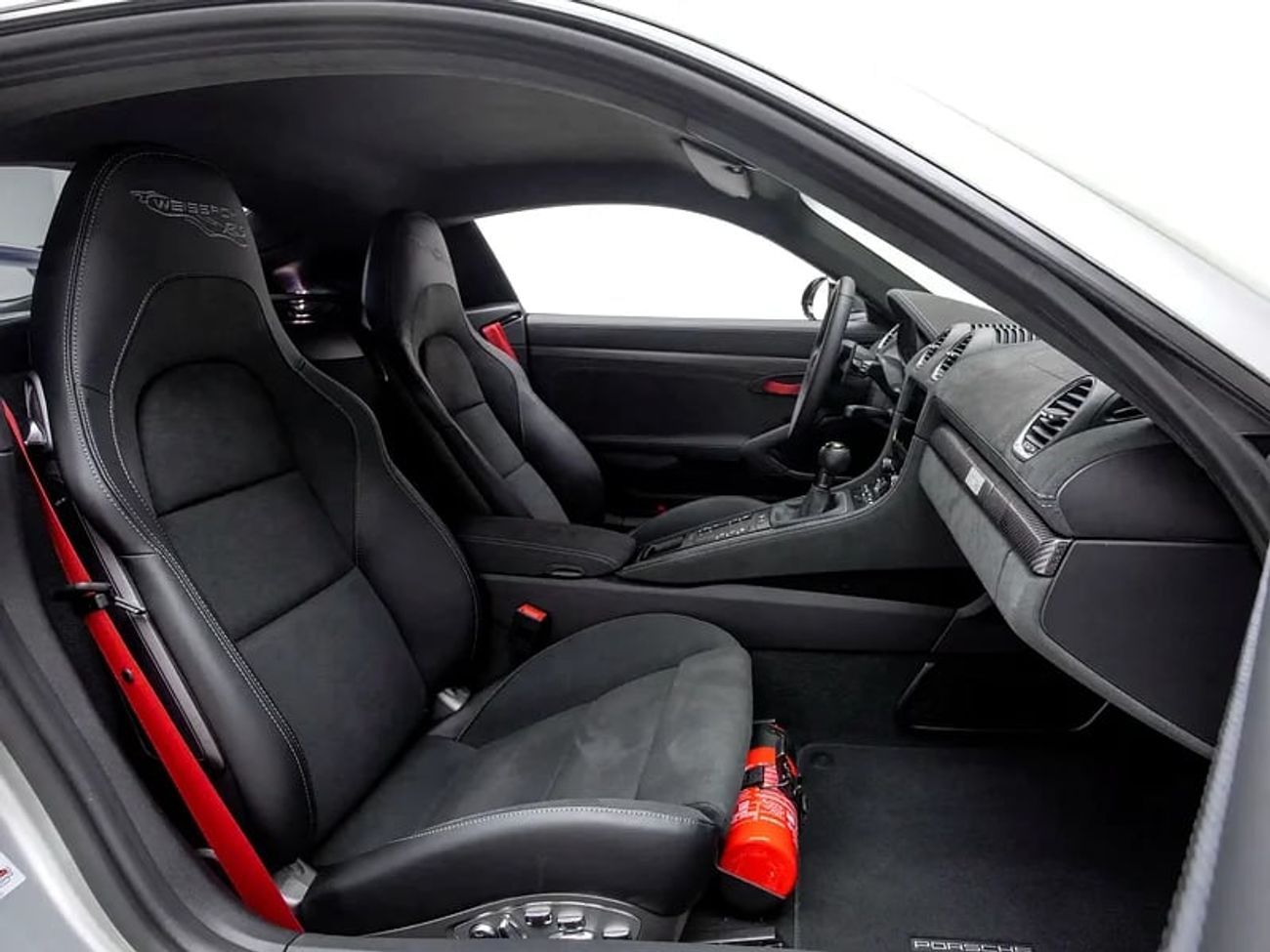 Porsche Cayman GT4 RS