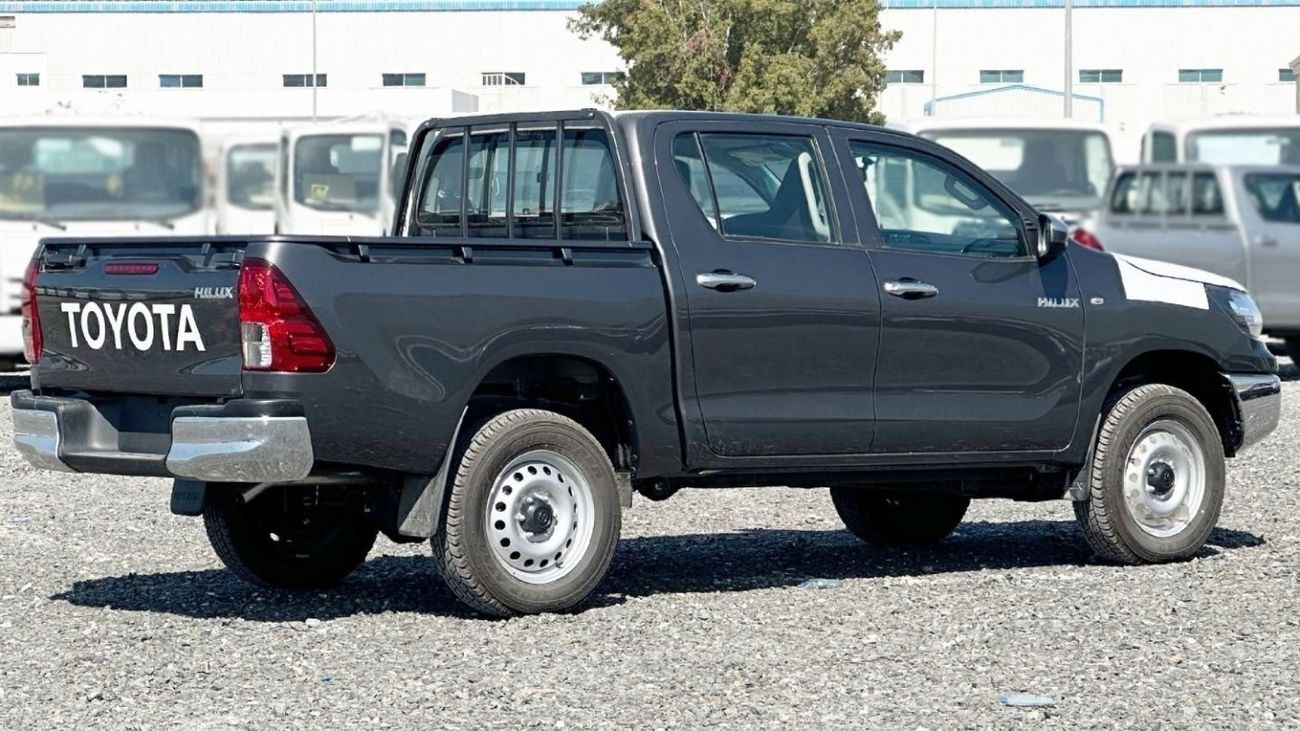 Toyota Hilux Toyota hilux 2.4L 2024 basic option V4