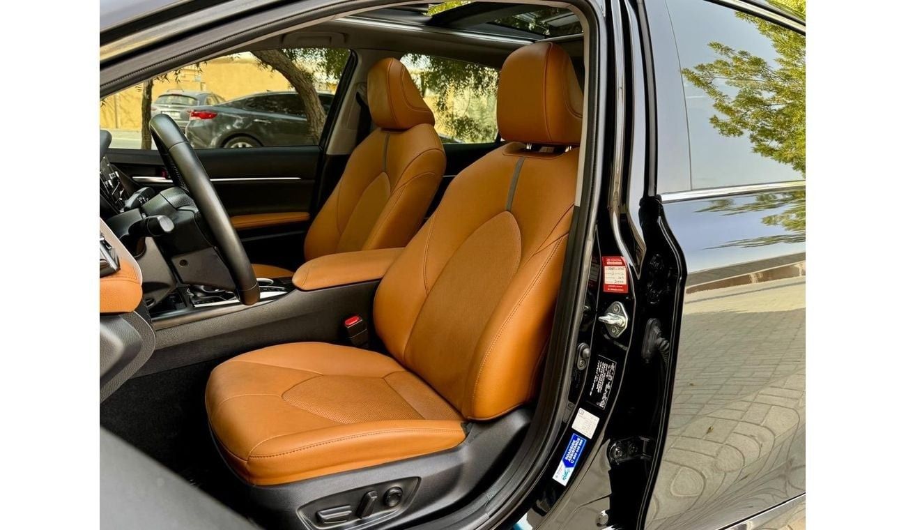 تويوتا كامري CAMRY 2023 40 Anniversary Edition,panoramic,GCC TOP OF RANGE