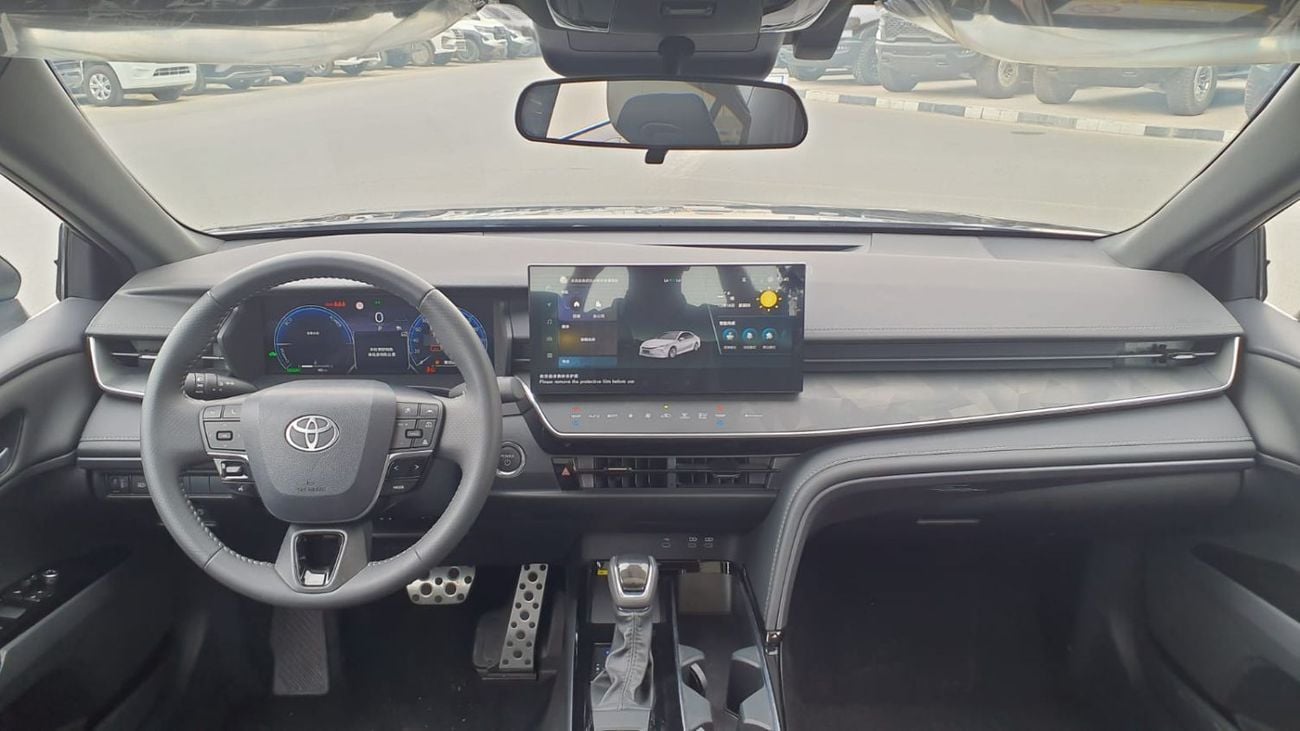 تويوتا كامري Intelligent Dual-Engine – 2.0L Hybrid – 2024