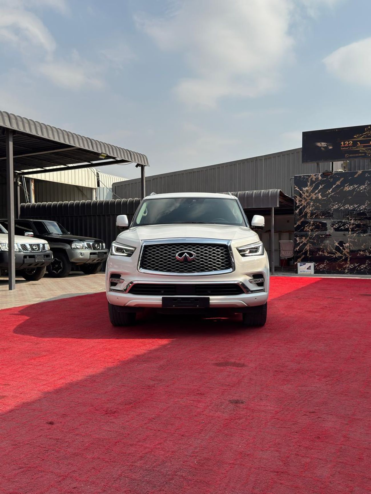 إنفينيتي QX80 Luxe 7st 5.6L