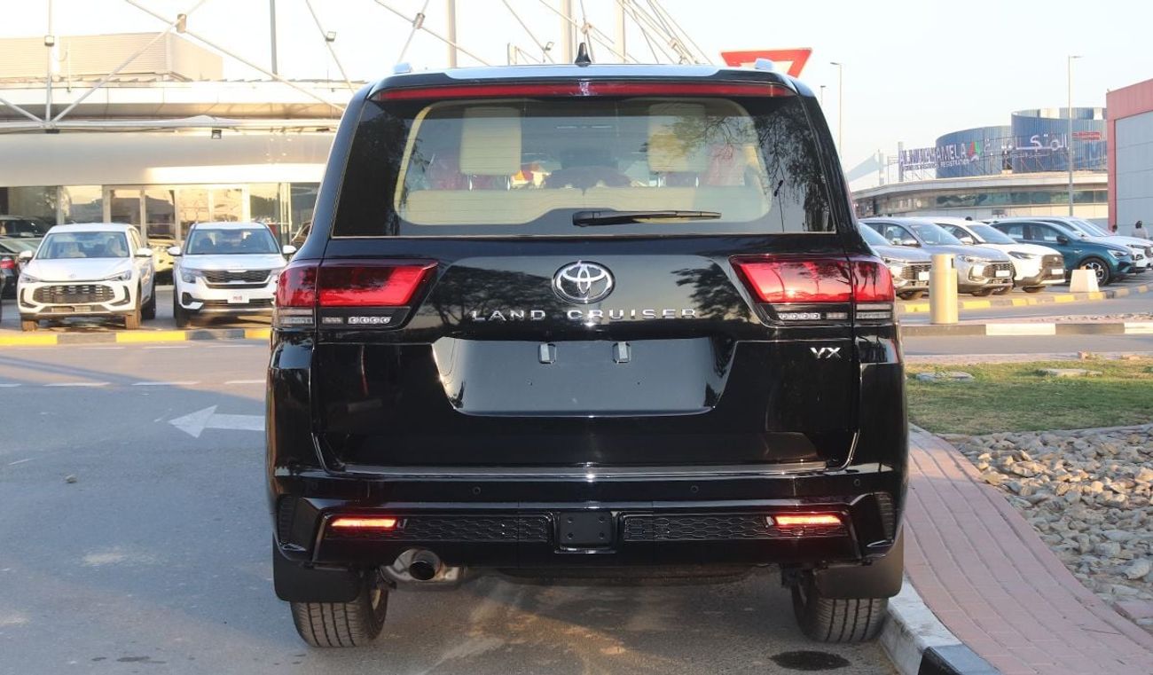 تويوتا لاند كروزر 2026 Model Toyota Land Cruiser (LC300) VX, 4.0L Petrol 4WD 6A/T