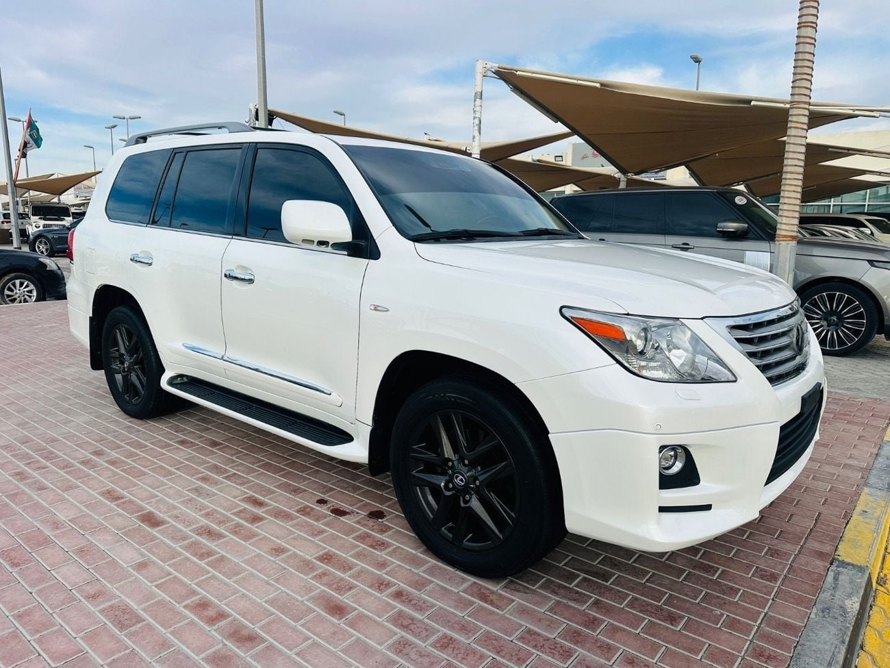 لكزس LX 570 TOP