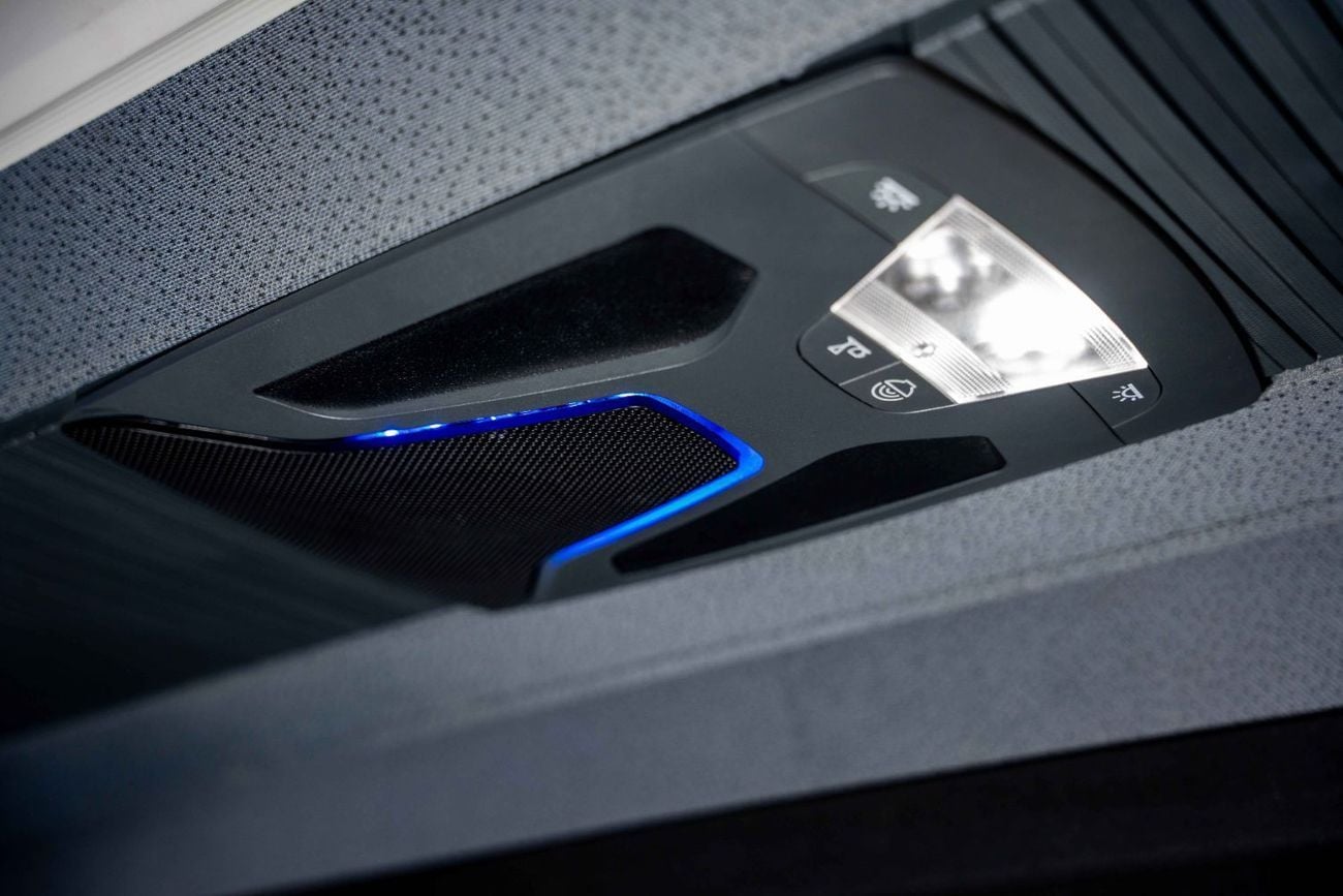 Mercedes-Benz Sprinter Premium Passenger Van | 16+1 Seats, Wooden Flooring  Sound System