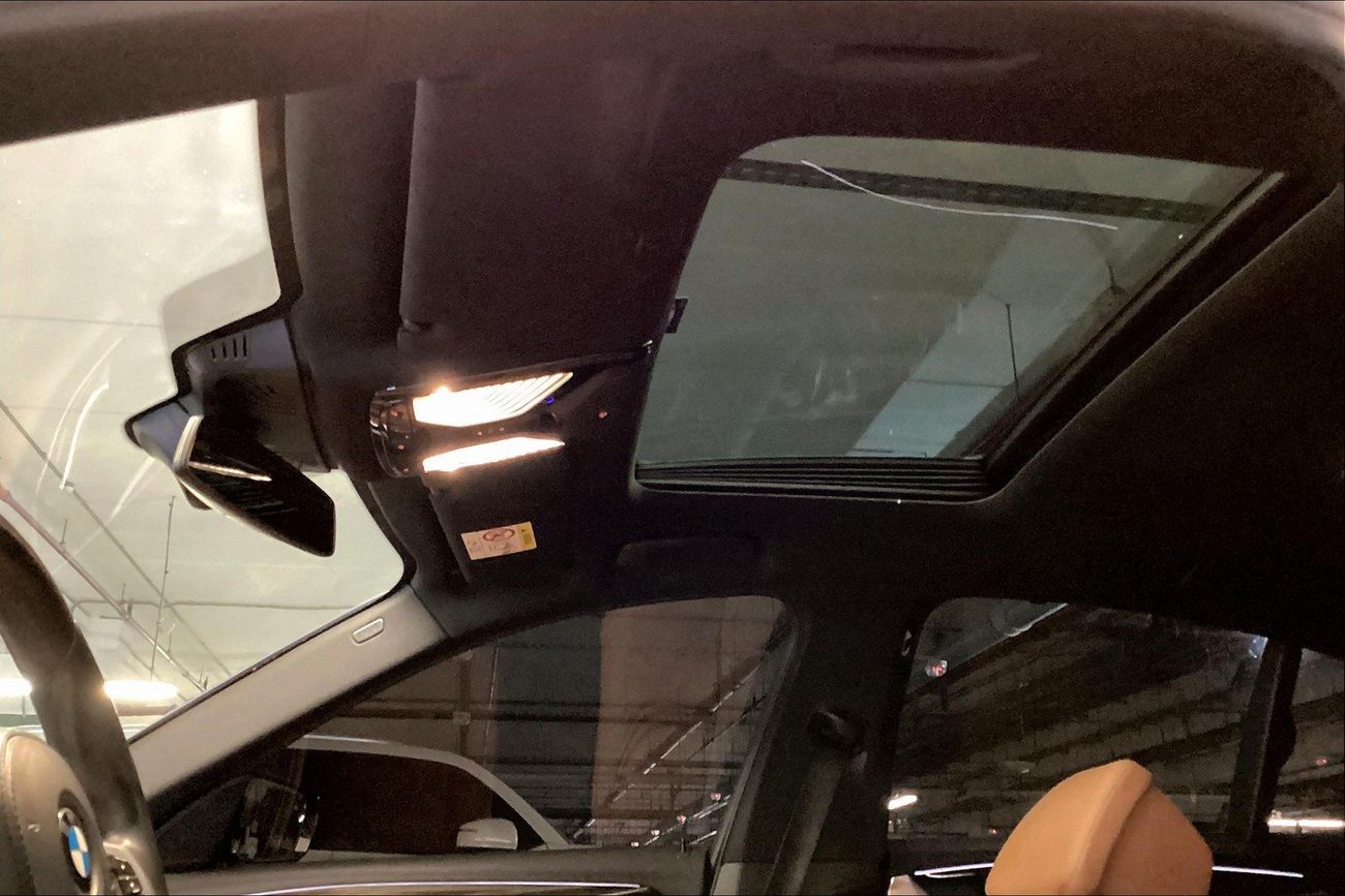 بي أم دبليو 520i M Sport | شامل الضمان | 0 ﺪﻔﻋﺓ ﺃﻮﻟﻯ