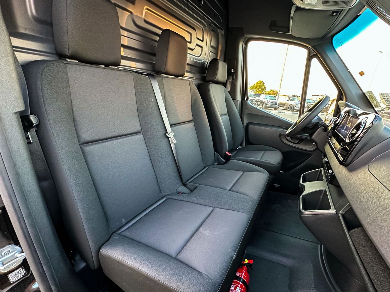 مرسيدس بنز سبرينتر Mercedes-Benz Sprinter 519 EXTRA LONG