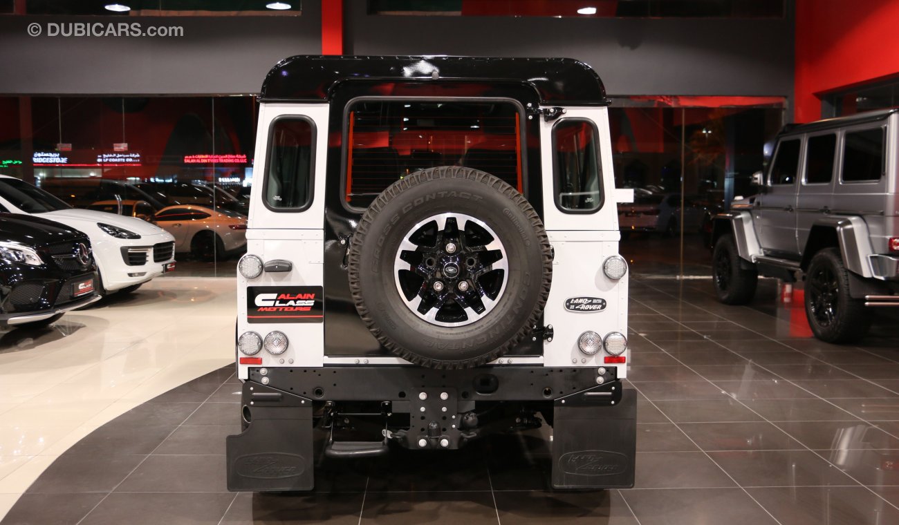 Land Rover Defender