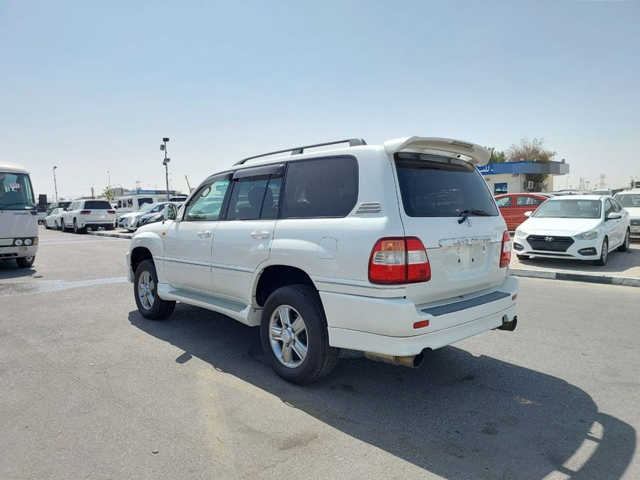 تويوتا لاند كروزر TOYOTA LAND CRUISER SUV RHD 2005 MODEL 4.2 L DIESEL AUTOMATIC(PM27948)