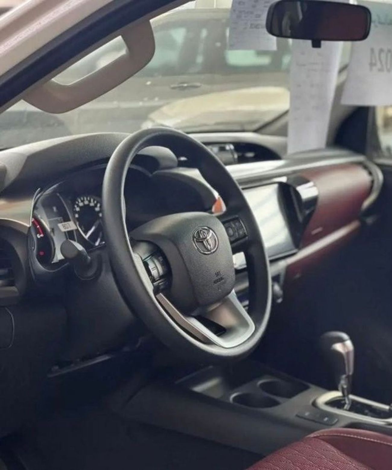 تويوتا هيلوكس 2024 تويوتا هايلكس 2400cc D4DT SR5 ديزل أوتوماتيكي 4X4 كابينة مزدوجة صفر كيلومتر كاميرا AC رقمية خيا