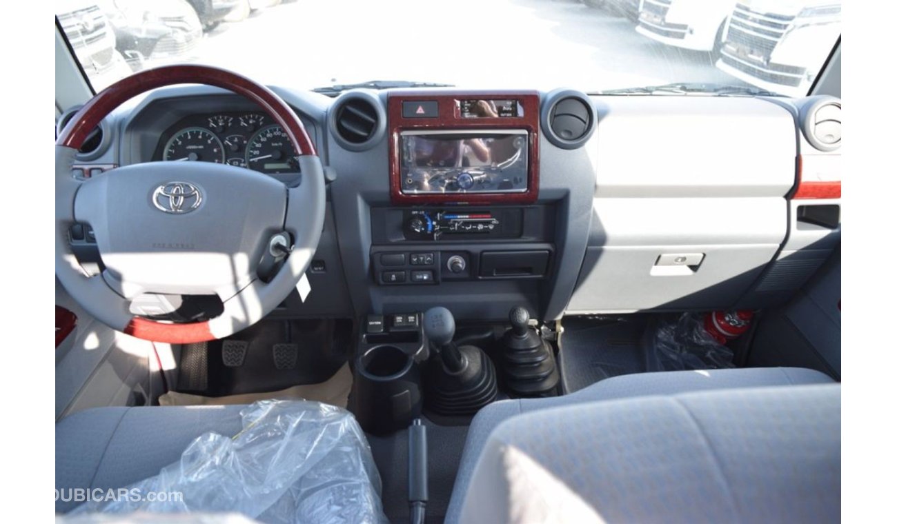 Toyota Land Cruiser Pick Up Landcruiser pickup/4.0L/PETROL/ 2021
