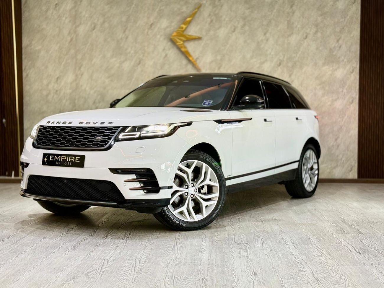 لاند روفر رينج روفر فيلار P300 R-Dynamic SE 2.0L