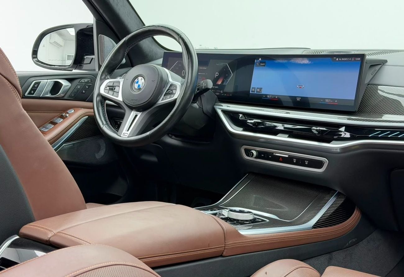 BMW X7 M60i XDRIVE