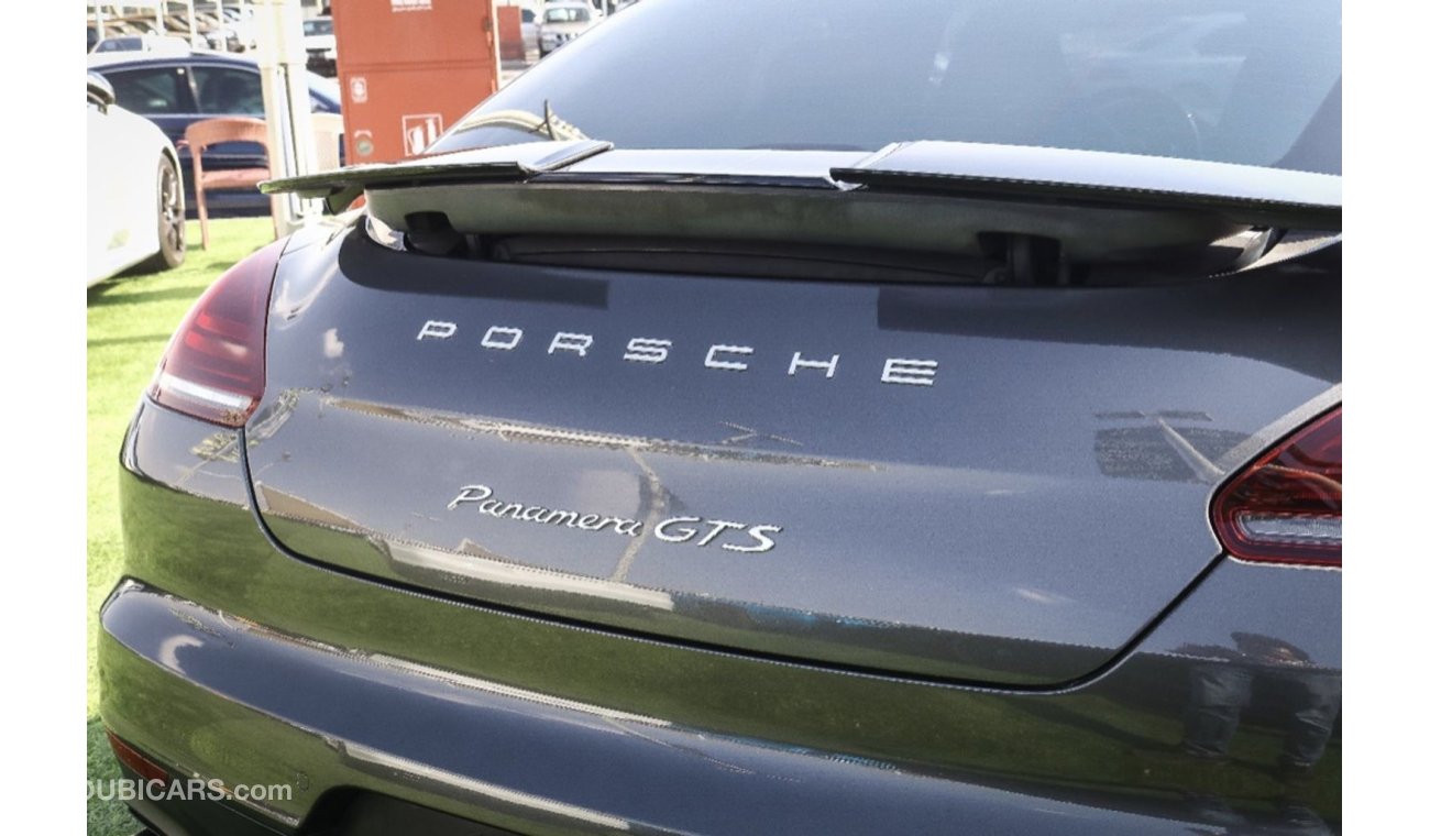 Porsche Panamera GTS