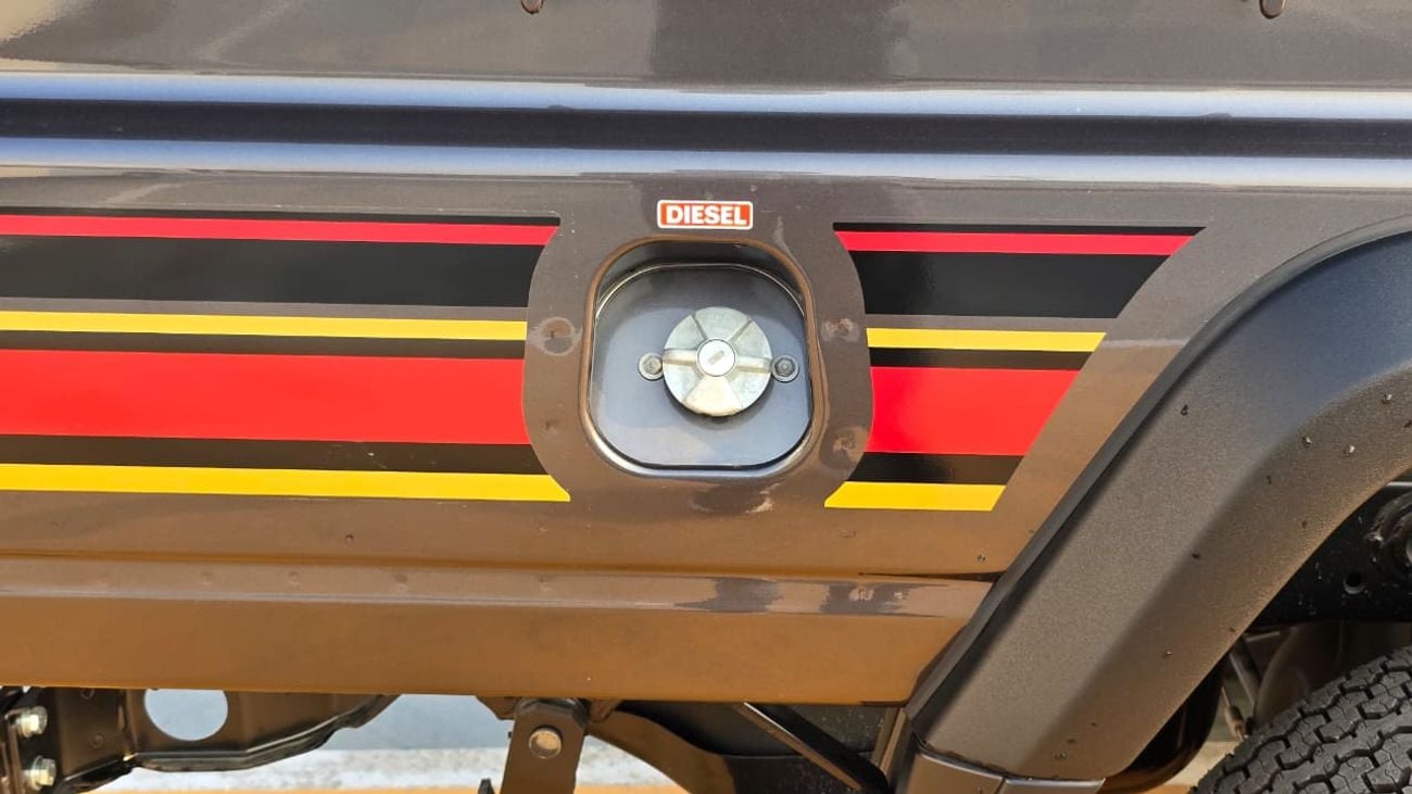 Toyota Land Cruiser 70 LX 2.8L  LX 2.8L