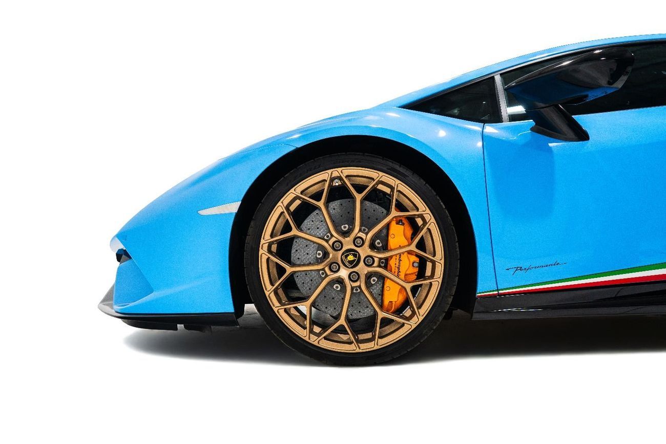 Lamborghini Huracan HURACAN PERFORMANTE LP 640- 4 | VERY LOW MILEAGE | FORGED CARBON INT AND EXT | FULL OPTIONS