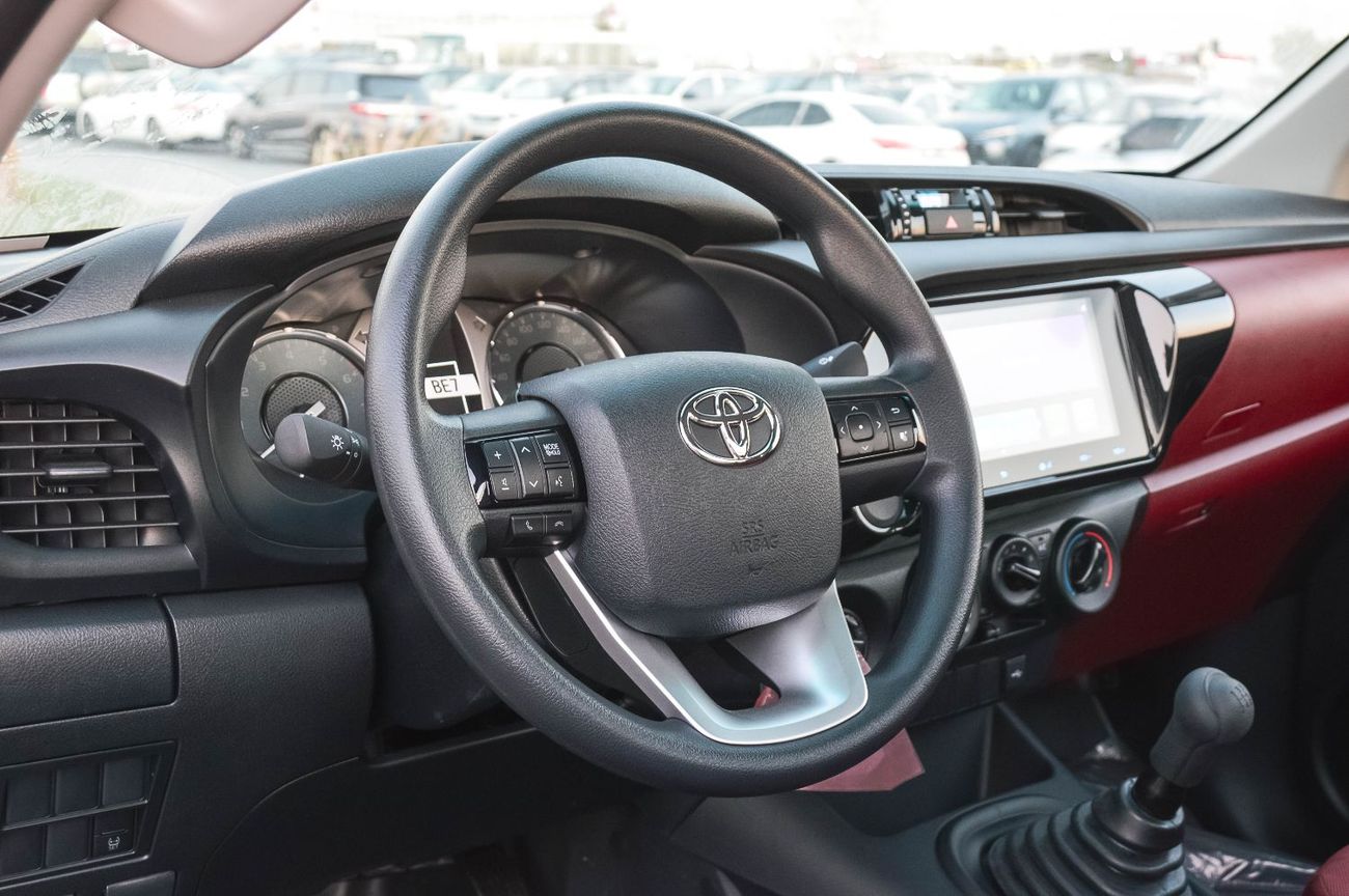 تويوتا هيلوكس TOYOTA HILUX 2.7L 4WD PETROL MT SC PICKUP 2026