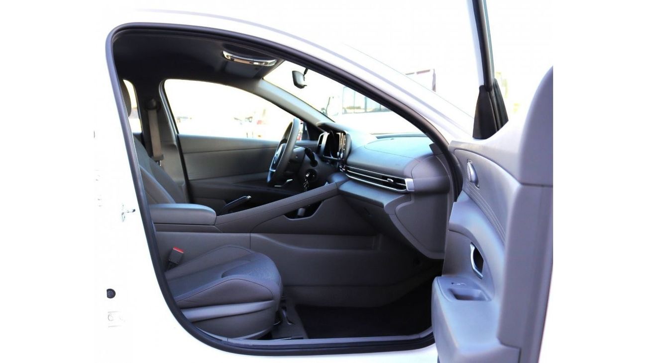 هيونداي إلانترا 2023 هيونداي إلنترا 1.6L (TL)، 5dr SUV، 1.6L 4cyl بنزين، أوتوماتيك،