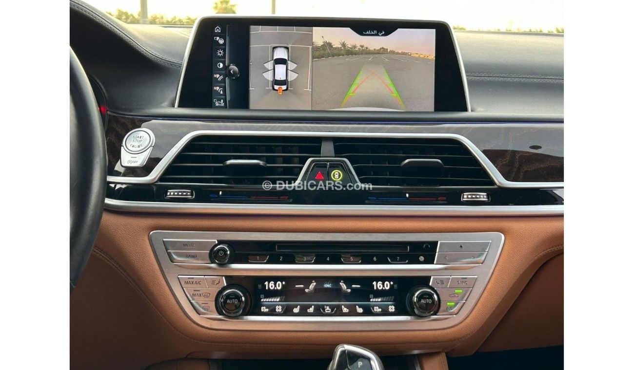 BMW 750Li Luxury Executive BMW 750LI XDrive 2017 GCC V8 4.4L Full option // Perfect condition // Under service