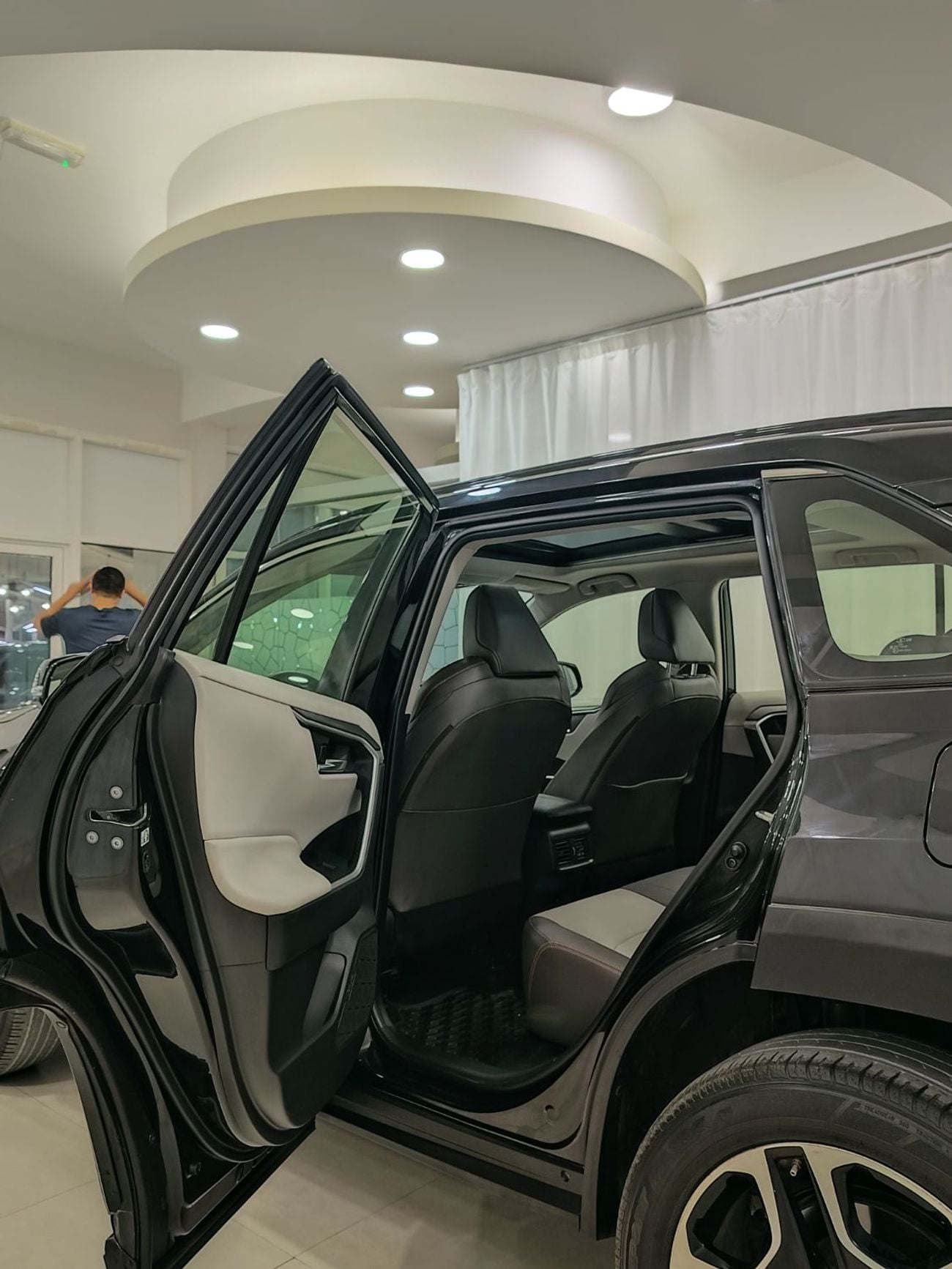 Toyota RAV4 ADVENTURE