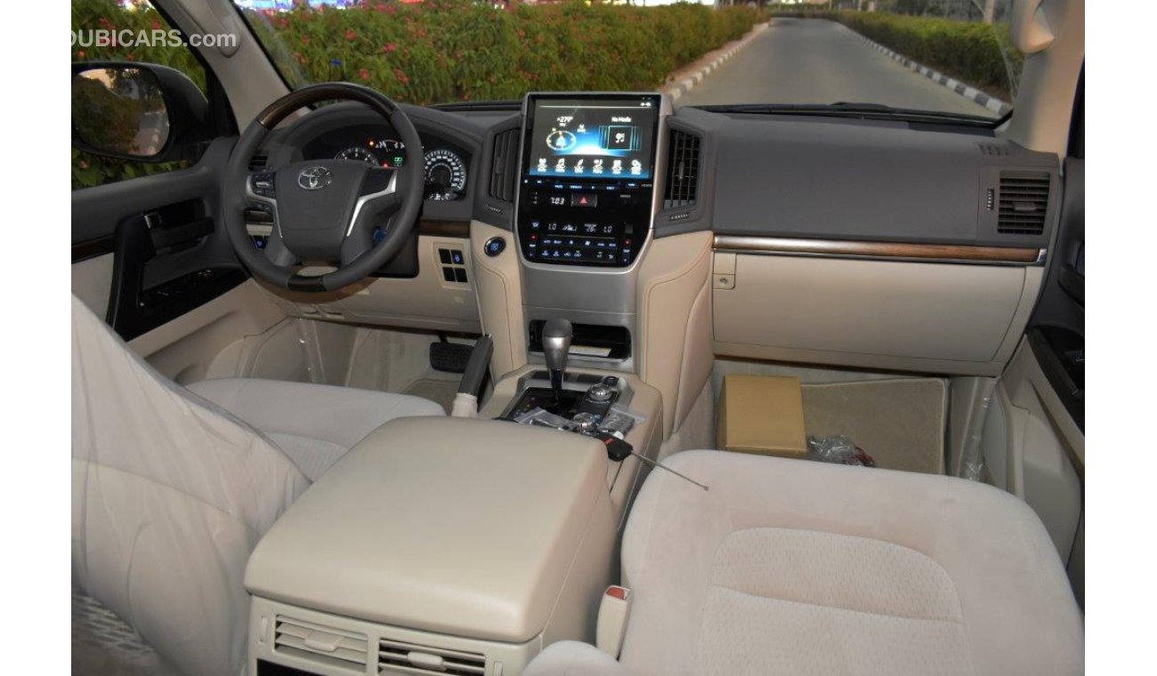 Toyota Land Cruiser 200 GX-R 4.5L DIESEL SUV AT With Kdss