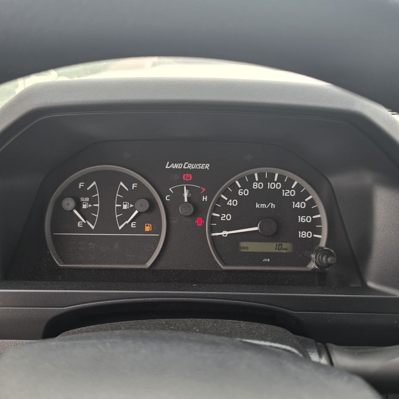 Toyota Land Cruiser 2025 Toyota Land Cruiser LC78 4.2L V6 Diesel MT 13 Seater