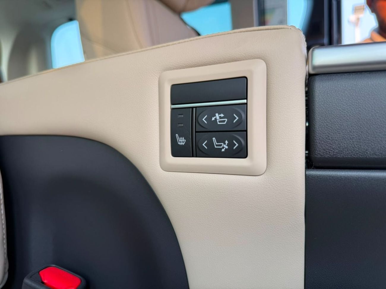 Toyota Granvia PREMIUM