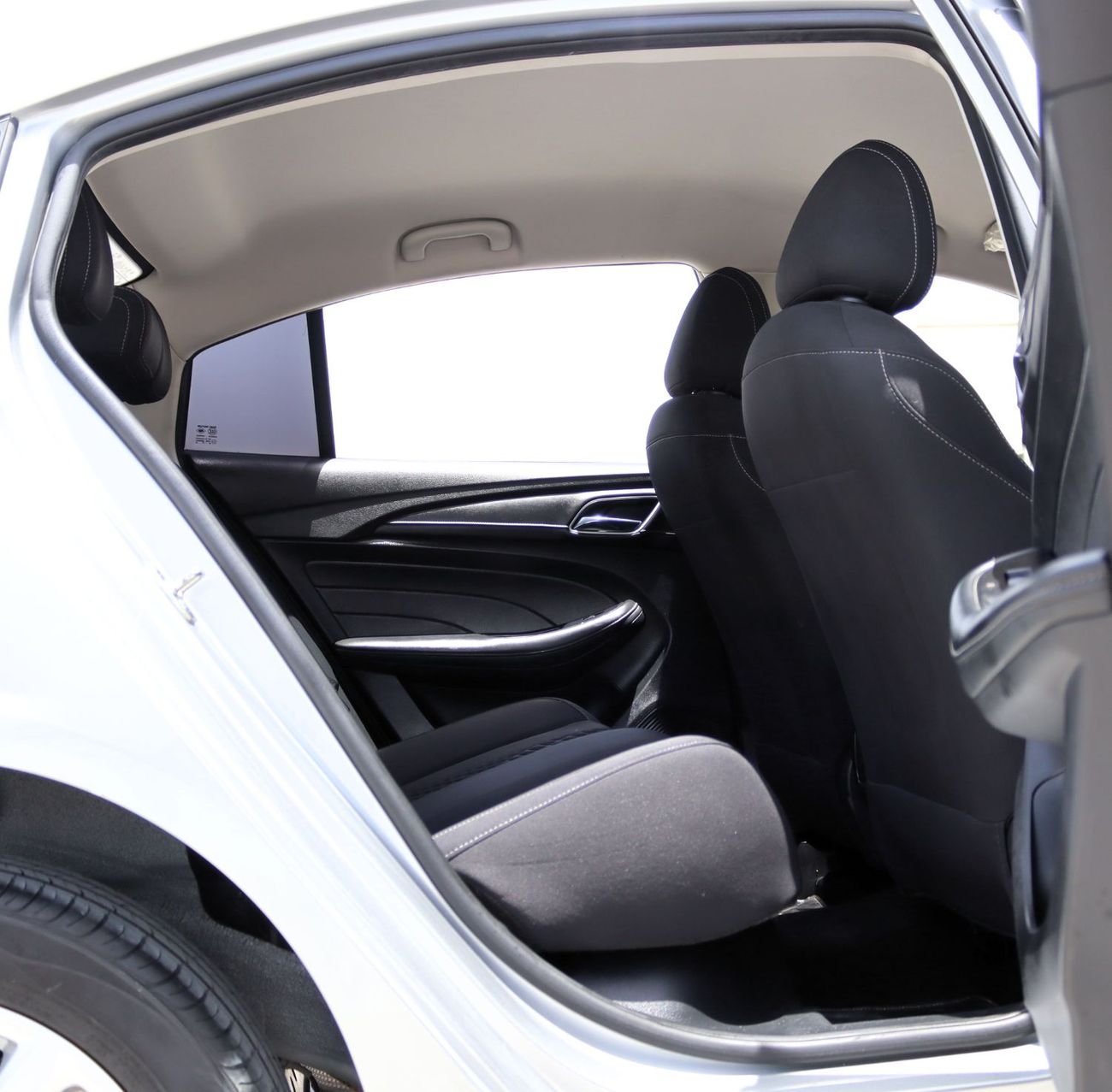 أم جي 5 خالية من الحوادث - خليجي - ام جي 5 - بحالة ممتازة من الداخل والخارج