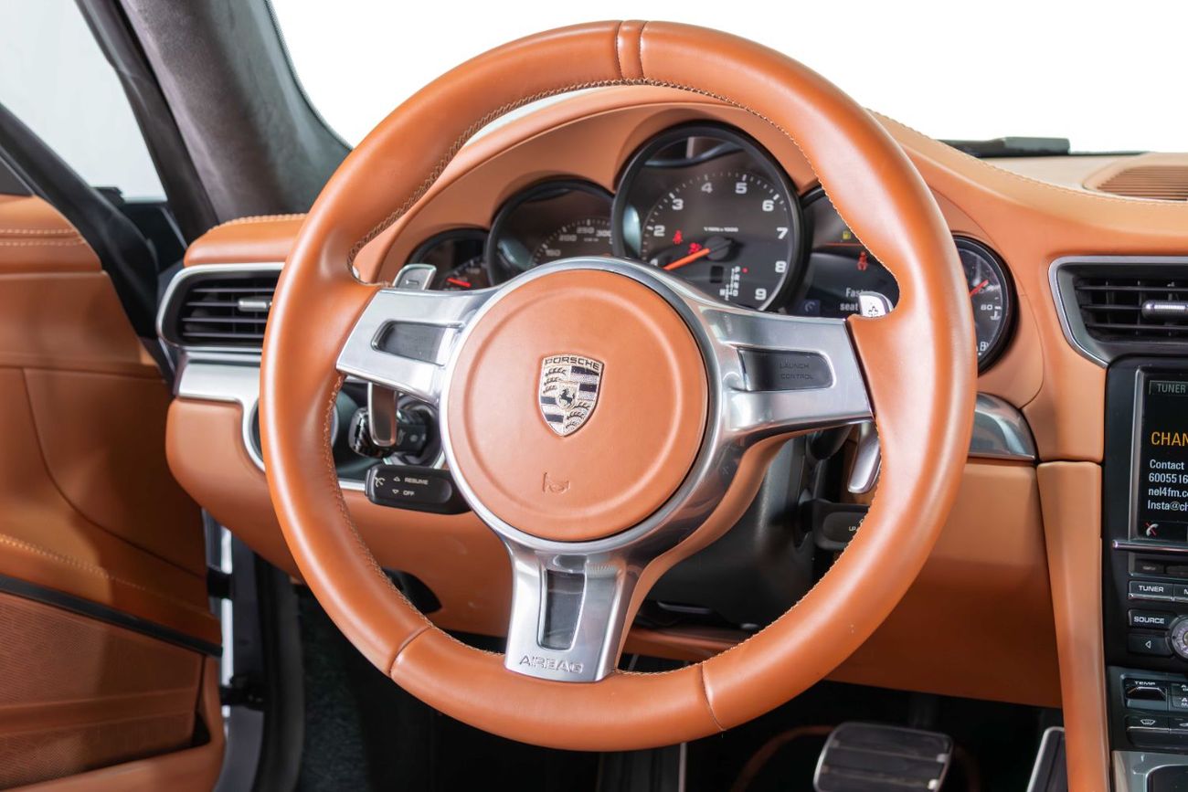 بورش 911 Carrera 3.6L Coupe