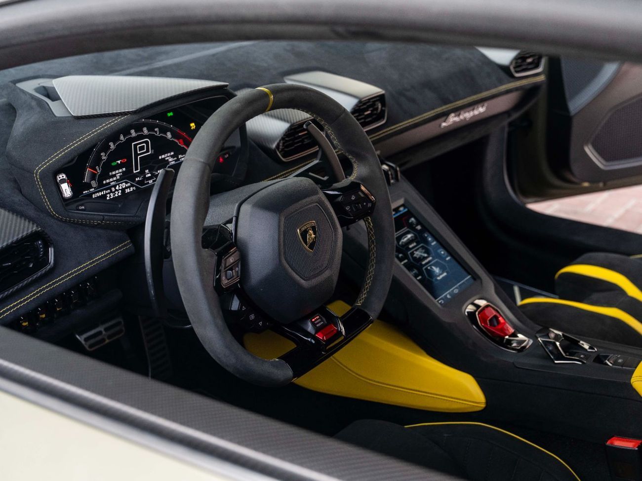 Lamborghini Huracan STO