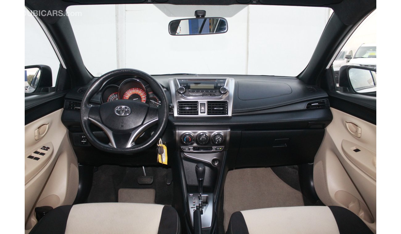 Toyota Yaris 1.3L SE 2015 MODEL WITH WARRANTY HATCHBACK
