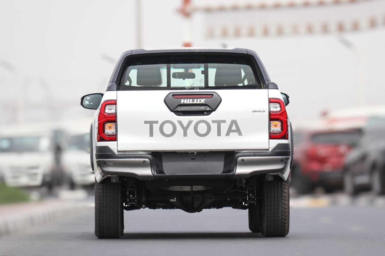 Toyota Hilux Toyota Hilux adventure 2025 | Best price guaranteed | White | contact Now
