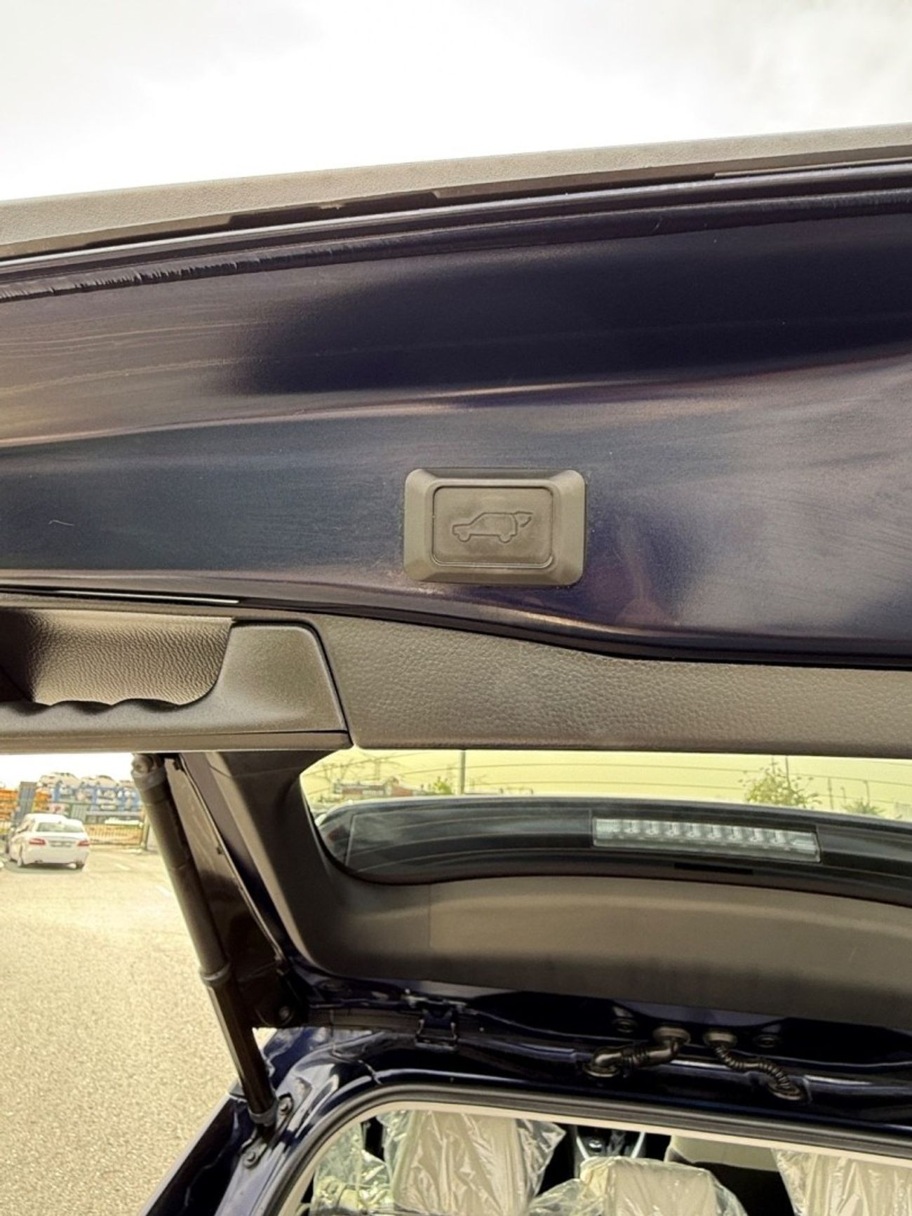 تويوتا راف ٤ VXR HEV 2.5L (219 HP) AWD