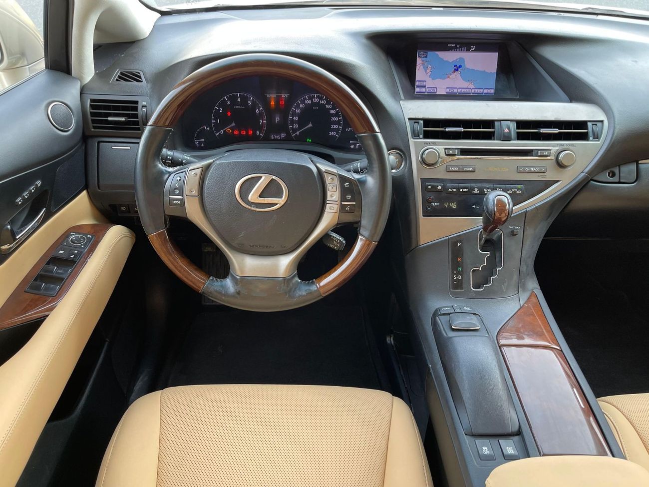 Lexus RX350 F-Sport 3.5L (275 HP) RX 350 / 4x4/GCC / F-SPORT KIT /IN EXCELLENT CONDITION