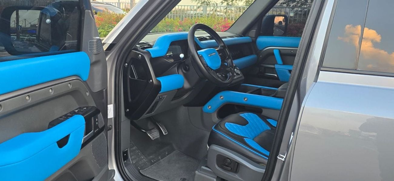 Land Rover Defender P400 110 HSE 3.0L (5 Seater)