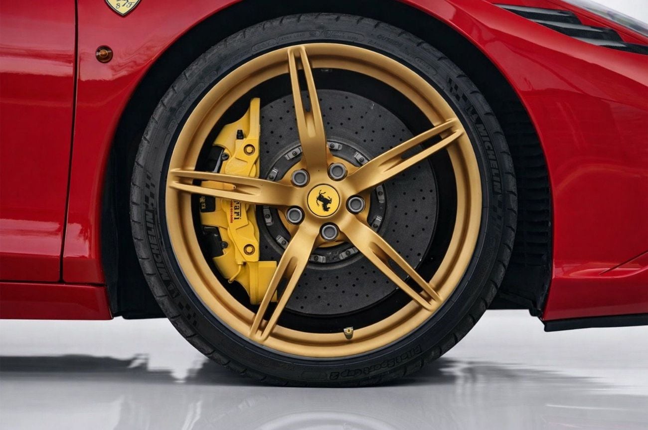 فيراري 458 سبيشياليه 