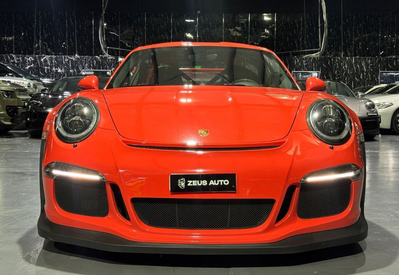 Porsche 911 GT3RS 4.0L (2 Seater) 2016 Porsche, 2026 Porsche Warranty, Carbon Fiber Package, Low Kms, GCC