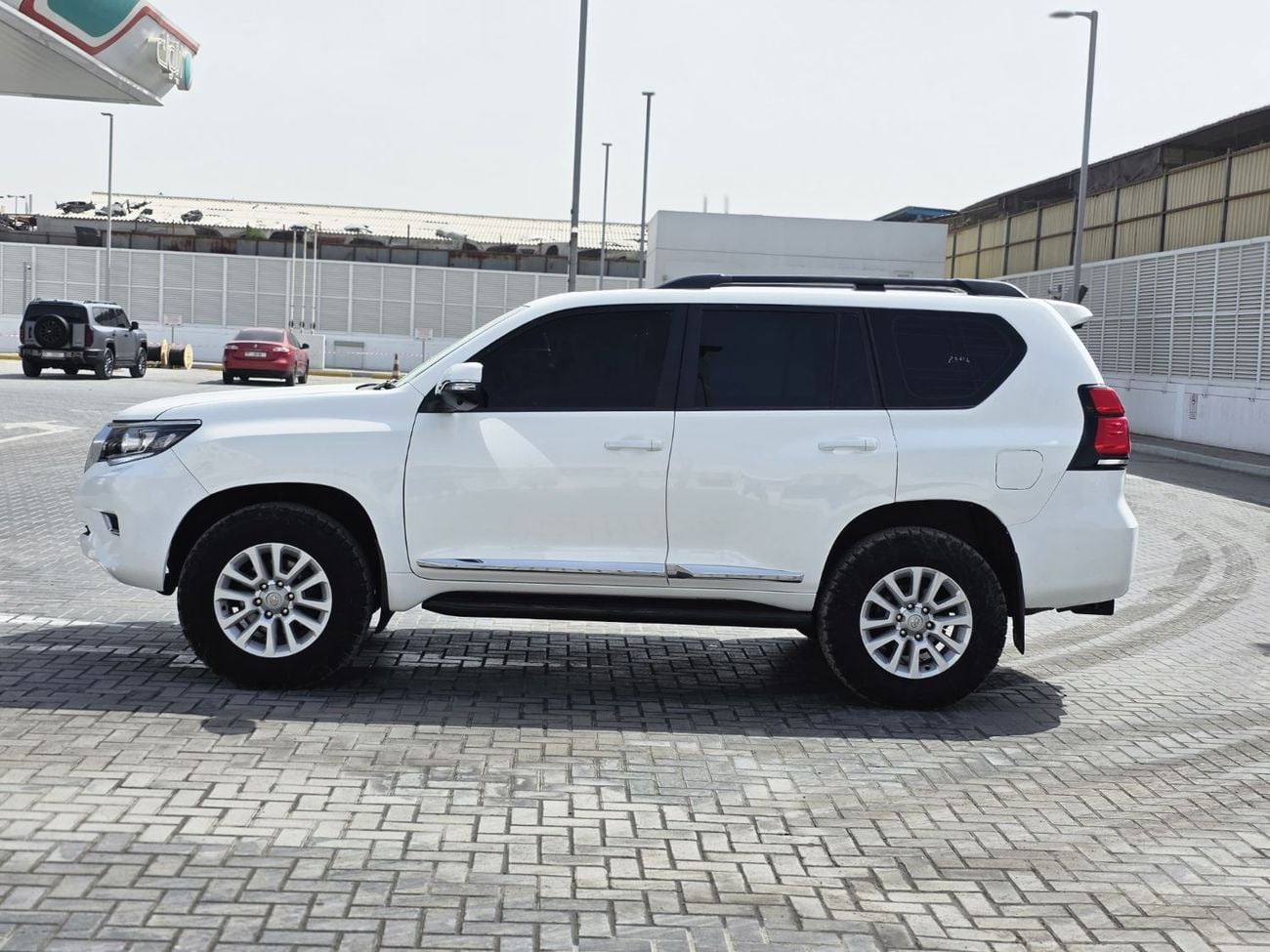 Toyota Prado TXL 2.8L 1GD-FTV Diesel Engine 360° Camera Australian specs 4WD Automatic Gear 7 Seats 5 Doors