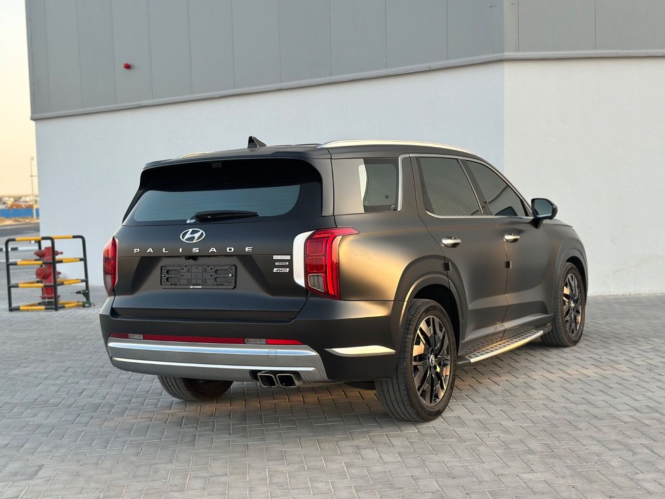 هيونداي باليساد Calligraphy Night Edition 2023 - Korean Specs - Perfect Condition - V6